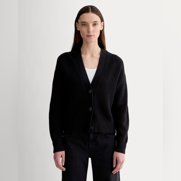 Everlane ‘The Boxy Cardigan’ v-neck boxy 3-button sweater - Picture 2 of 8
